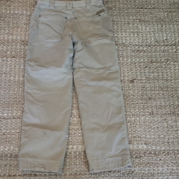 Cabela's Khaki Men's Cargo Pants - Picture 8 of 10
